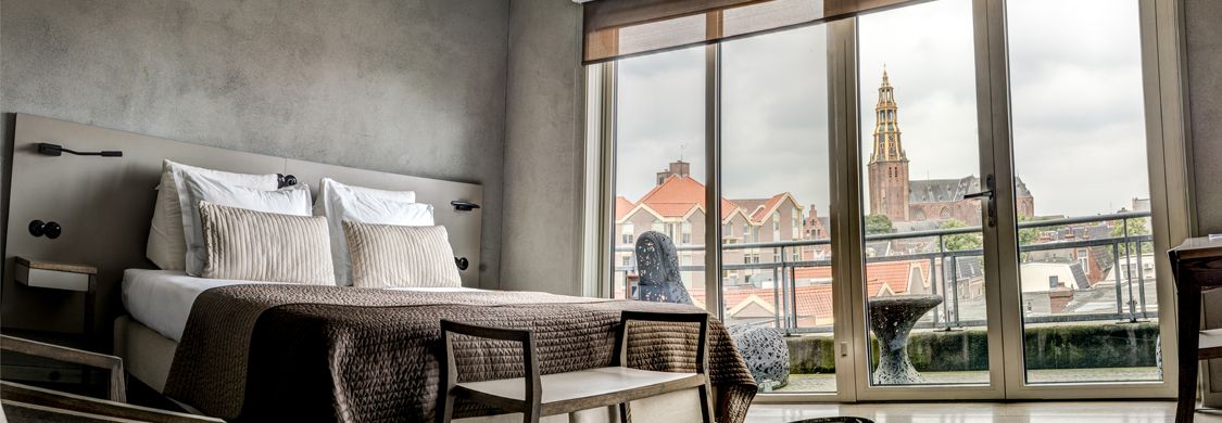 Uitzicht kamer Asgard Hotel over Groningen