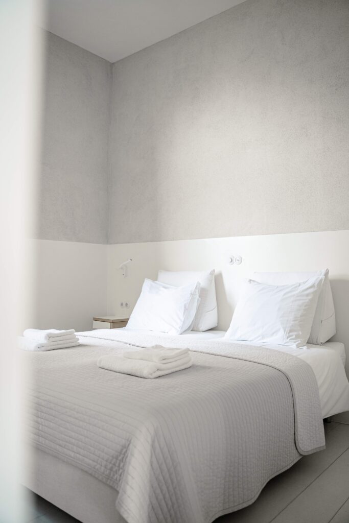 Tweepersoons bed Asgard Appartementen